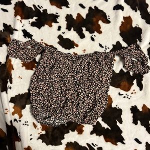 Small flora off the shoulder top